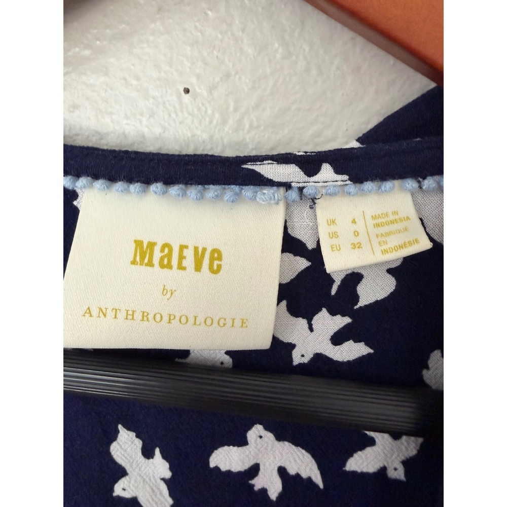 Maeve Anthropologie Navy White Bird Print Button Front Top Size 0 - Picture 3 of 5